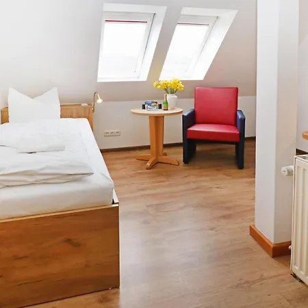 基尔希斯坦酒店 3*