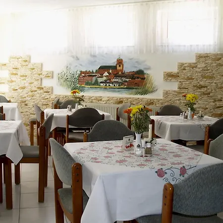 招待所 基尔希斯坦酒店 沃尔加斯特