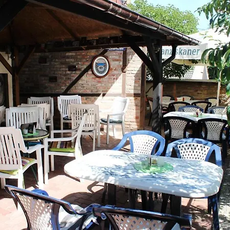 Gasthuis Kirschstein 3*